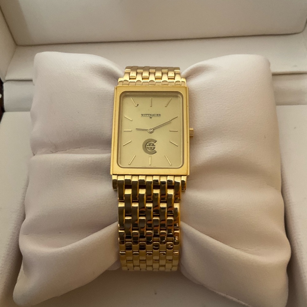 Elegant Gold Watch with Rectangular Face
